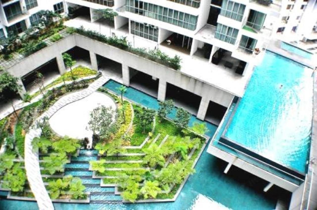 הוסטל קואלה לומפור Regalia Skypool Klcc מראה חיצוני תמונה