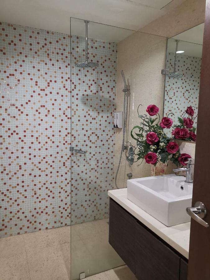 הוסטל קואלה לומפור Regalia Skypool Klcc מראה חיצוני תמונה